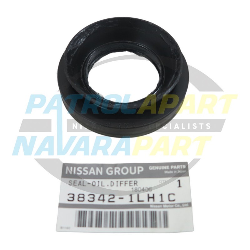 Genuine Nissan Patrol Y62 VK56 RH Right Axle Drive Diff Seal