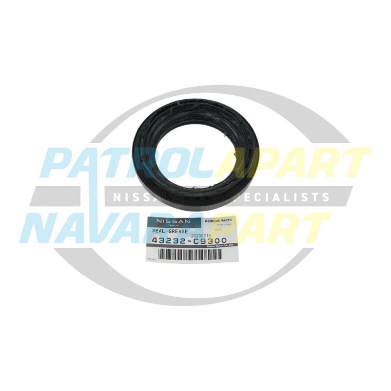 Genuine Nissan Patrol GU Ute Leaf Cab Rear Hub Seal