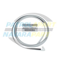 Genuine Nissan Patrol GU4 RH Front Flare Seal QM1 QX1 WHITE