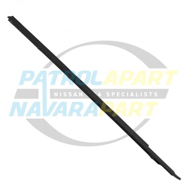 Genuine Nissan Weatherstrip RHF Electric Outer - Nissan Patrol GQ Y60