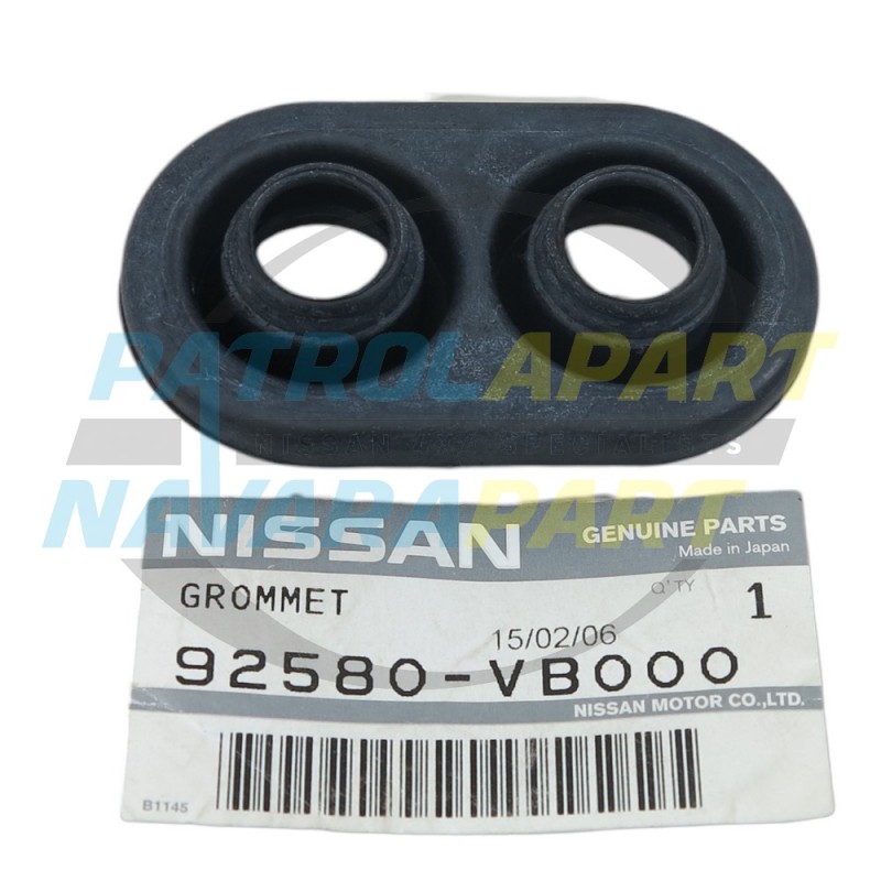 Genuine Nissan Patrol GU Firewall Grommet for Heater Pipes