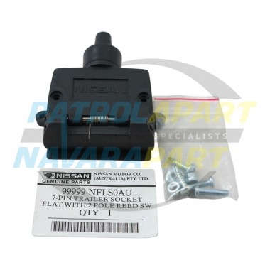 Genuine Nissan Tow Bar Flat 7 Pin Plug