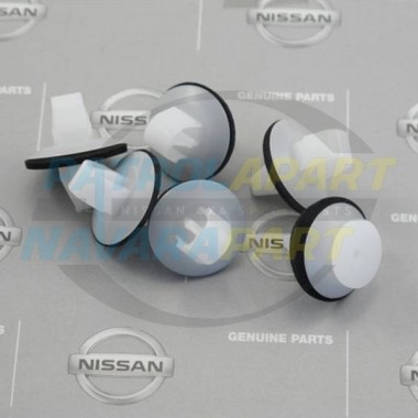 Genuine Nissan Patrol Rear Quarter 1/4 Panel Flare Clip kit GU Y61 Series 4