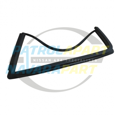 Genuine Nissan Window Rubber Right Rear Door 1/4 Window - Nissan Y61 GU 