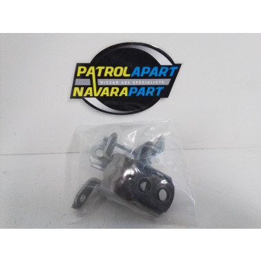 Used Front Door Hinges (Pair) - 82420-2J00 - Nissan Patrol Y61 GU 12/97-04/17