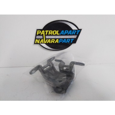 Used Front Door Hinges (Pair) - 82420-2J00 - Nissan Patrol Y61 GU 12/97-04/17