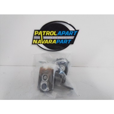 Used Front Door Hinges (Pair) - 82420-2J00 - Nissan Patrol Y61 GU 12/97-04/17