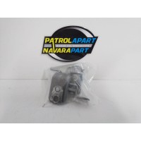 Used Front Door Hinges (Pair) - 82420-2J00 - Nissan Patrol Y61 GU 12/97-04/17