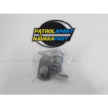 Used Front Door Hinges (Pair) - 82420-2J00 - Nissan Patrol Y61 GU 12/97-04/17