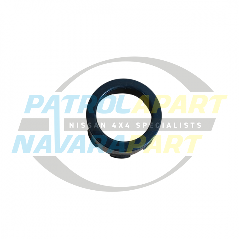 USED - Genuine Nissan Front Hubcap - Y60 GQ & Y61 GU Nissan Patrol with Manual Locking Hubs & Steel Wheels