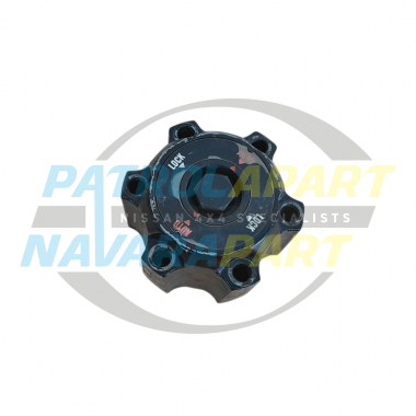 USED - Genuine Nissan Free Wheeling Hub Assembly - Nissan Patrol Y60 GQ