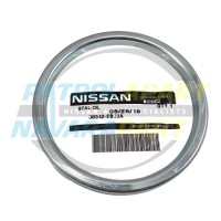Genuine Nissan Seal Pinion Metal Rear Diff Behind Flange - Nissan Navara D40 2005-2015