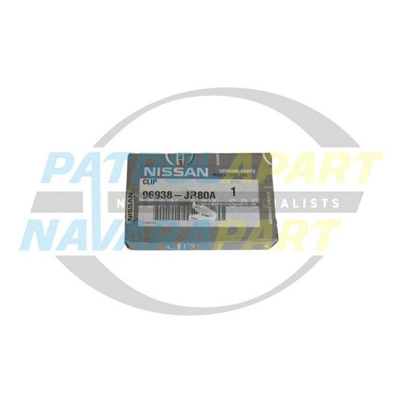 Genuine Nissan Gear Stick Plastic Surround Boot Clip - Nissan Navara D40 2008-2015 YD25DDTi