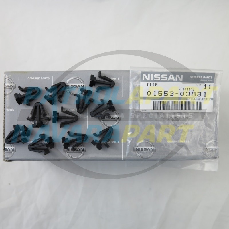 Genuine Nissan Patrol GQ Grille clip kit