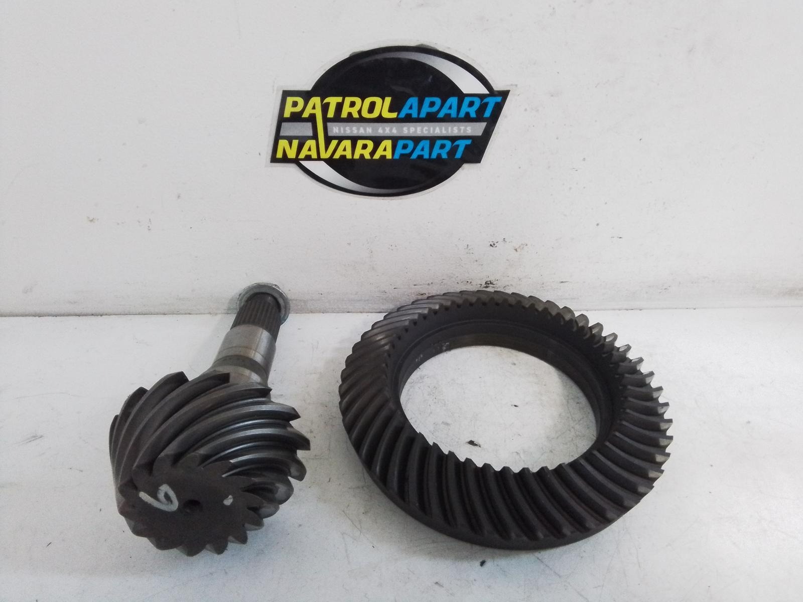 Used Front Differential Gears 38100-1LB3A - Nissan Patrol Y62 11/12
