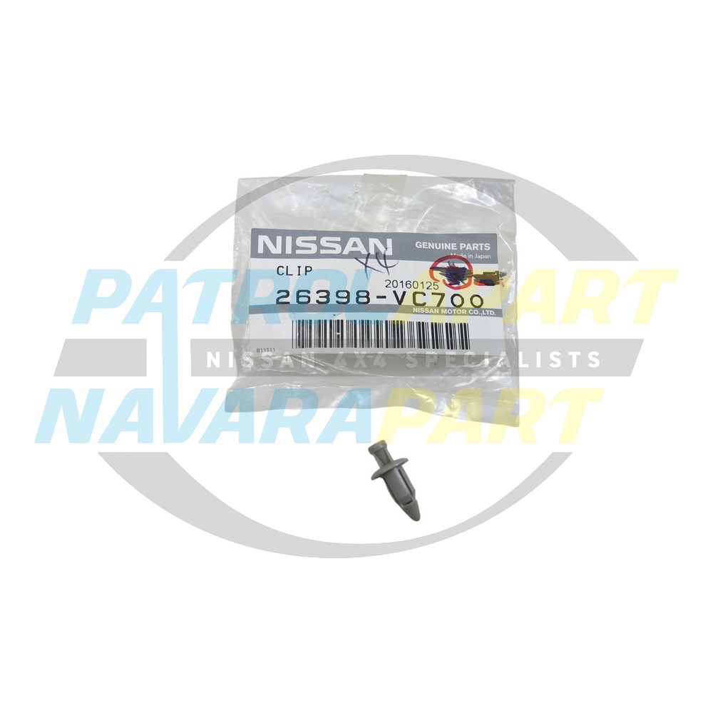 Genuine Nissan Code W Stop Light Cover Clip - Nissan Patrol Y61 GU
