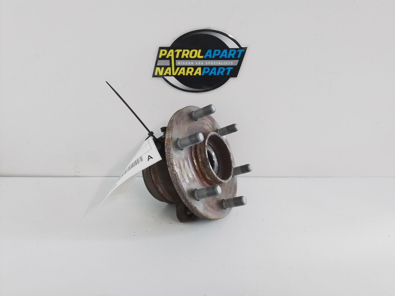 Used Front Bearing Hub Assembly 40202-1LB0B - Nissan Patrol Y62 11/12
