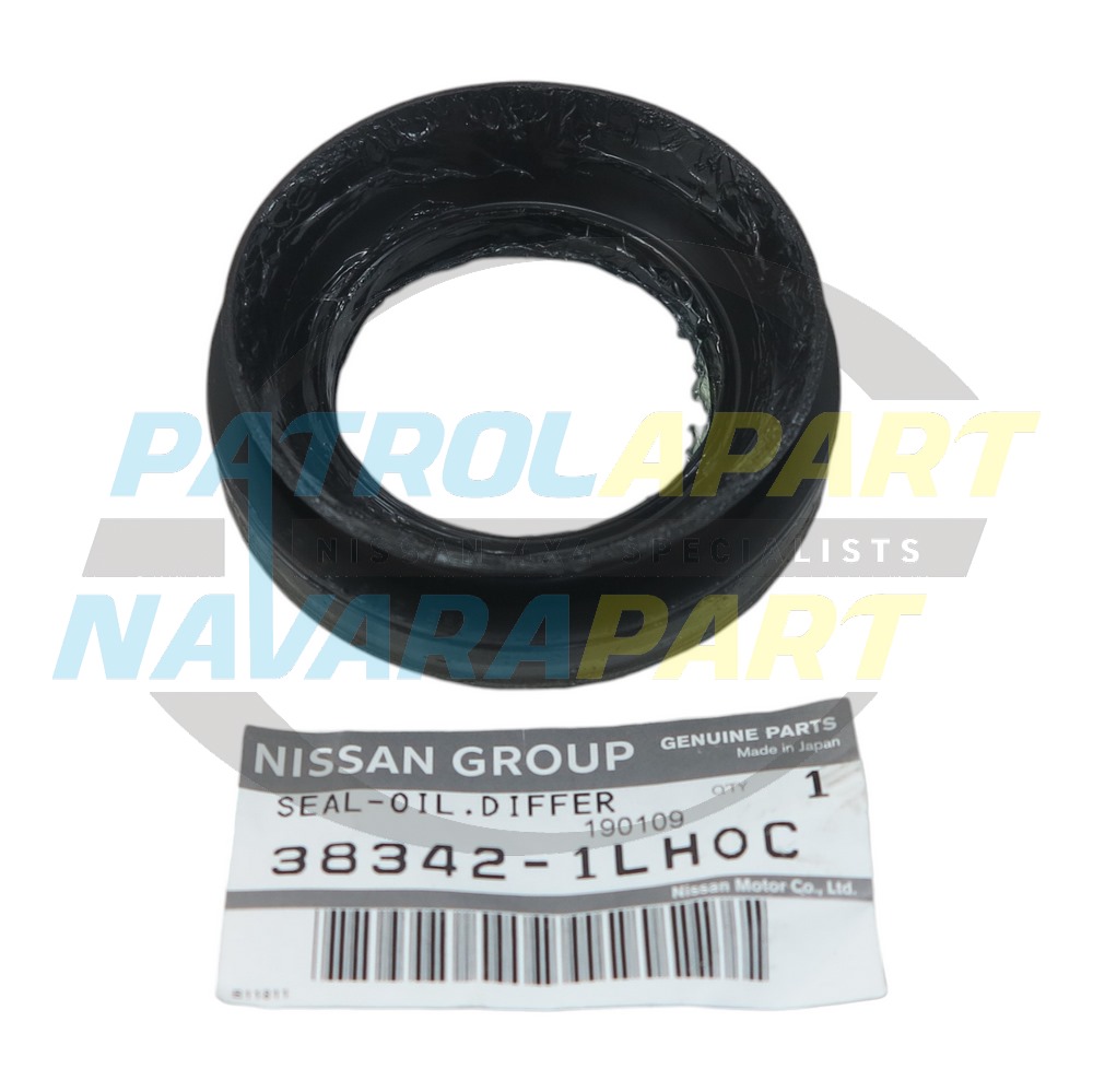 Genuine Nissan LH Front Axle Drive Diff Seal VK56 - Nissan Patrol Y62
