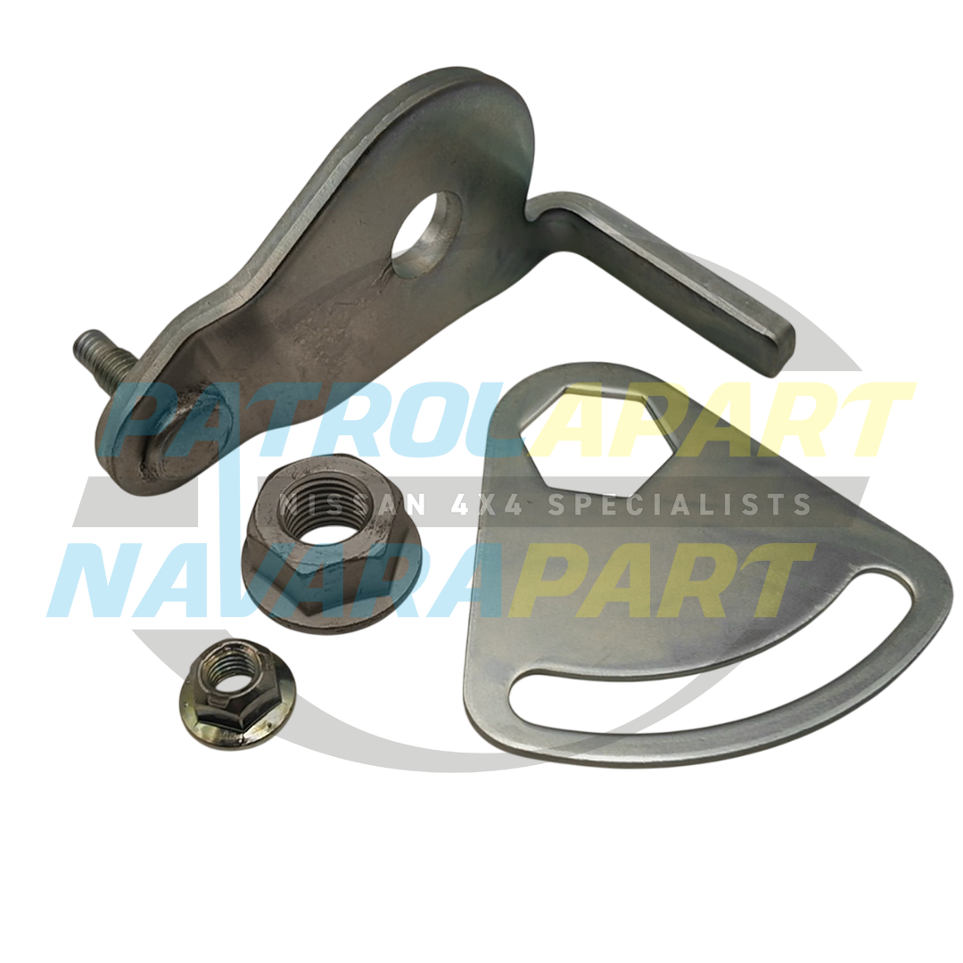 Genuine Nissan Front Panhard Rod Locking Plate Assem - Nissan Patrol Y60 GQ & Y61 GU