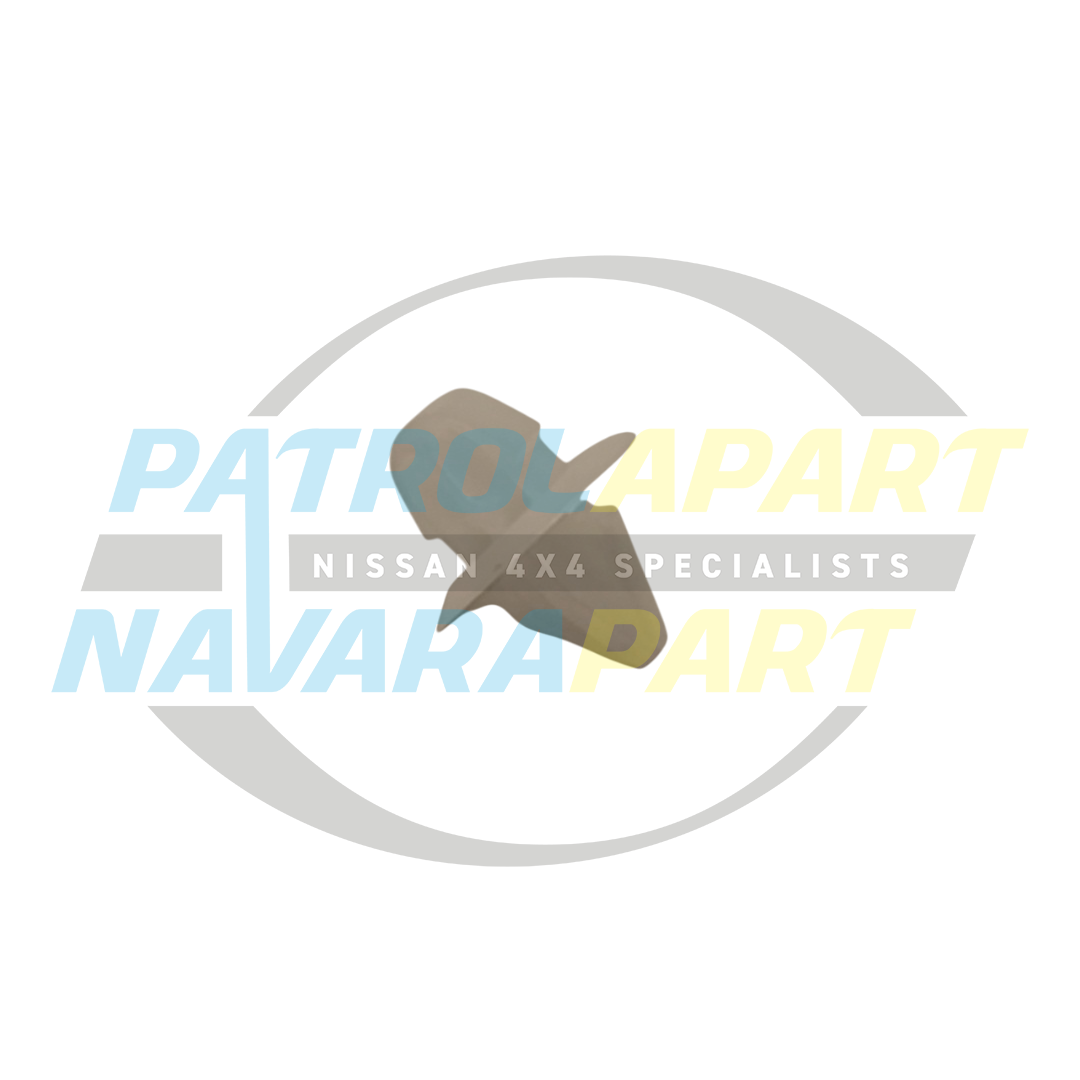 Genuine Nissan Flare Clip - Nissan Patrol Y61 GU S4