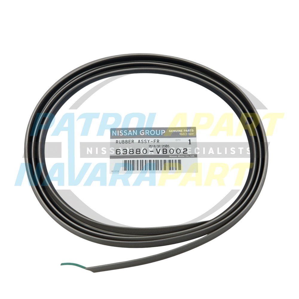 Genuine Nissan Front Flare Seal Silver ES6 - Nissan Patrol Y61 GU