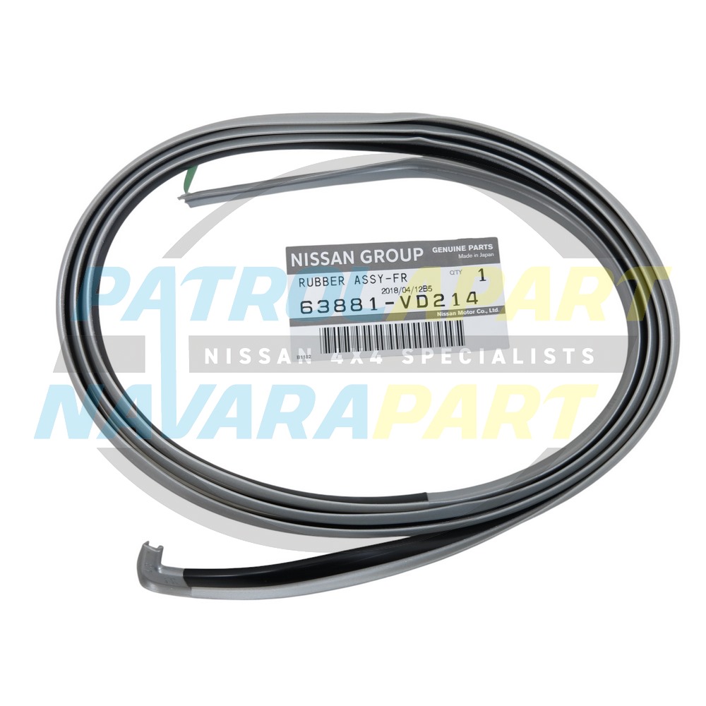Genuine Nissan LHF Flare Seal KY0 Silver - Nissan Patrol Y61 GU
