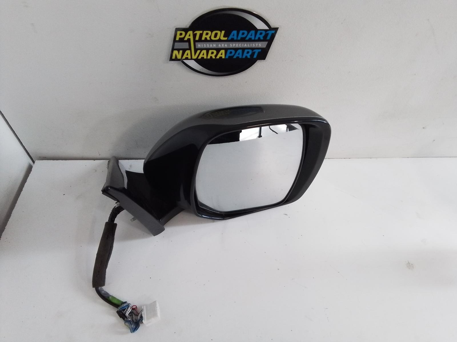Used Right Door Mirror 96301-1ZR2D - Nissan Patrol Y62 11/12-05/17