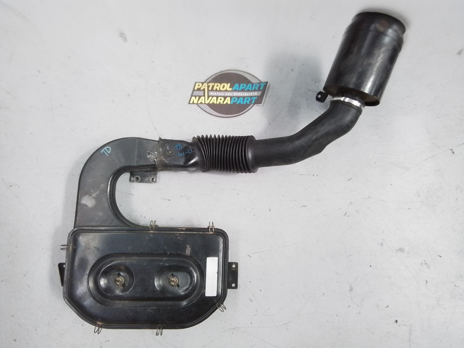 Used Air Cleaner Box 16500-06J00 TD42 - Nissan Patrol Y60 GQ 02/88-12/97