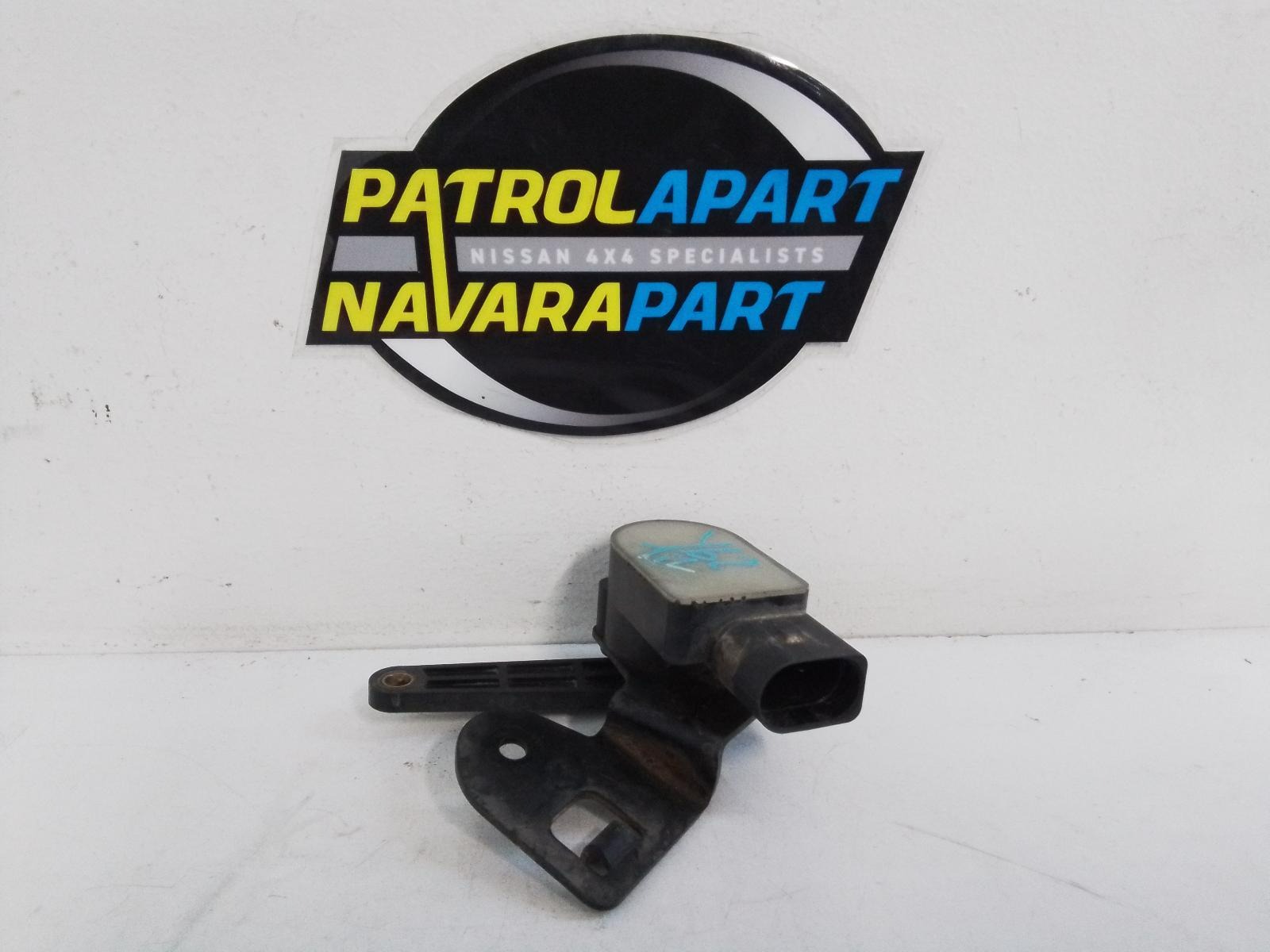 Used Headlight Aim Sensor 53820-1LB0A - Nissan Patrol Y62 11/12