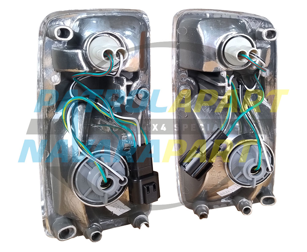 Genuine Nissan Crystal Corner Light / Indicator Pair - Nissan Patrol Y60 GQ S1