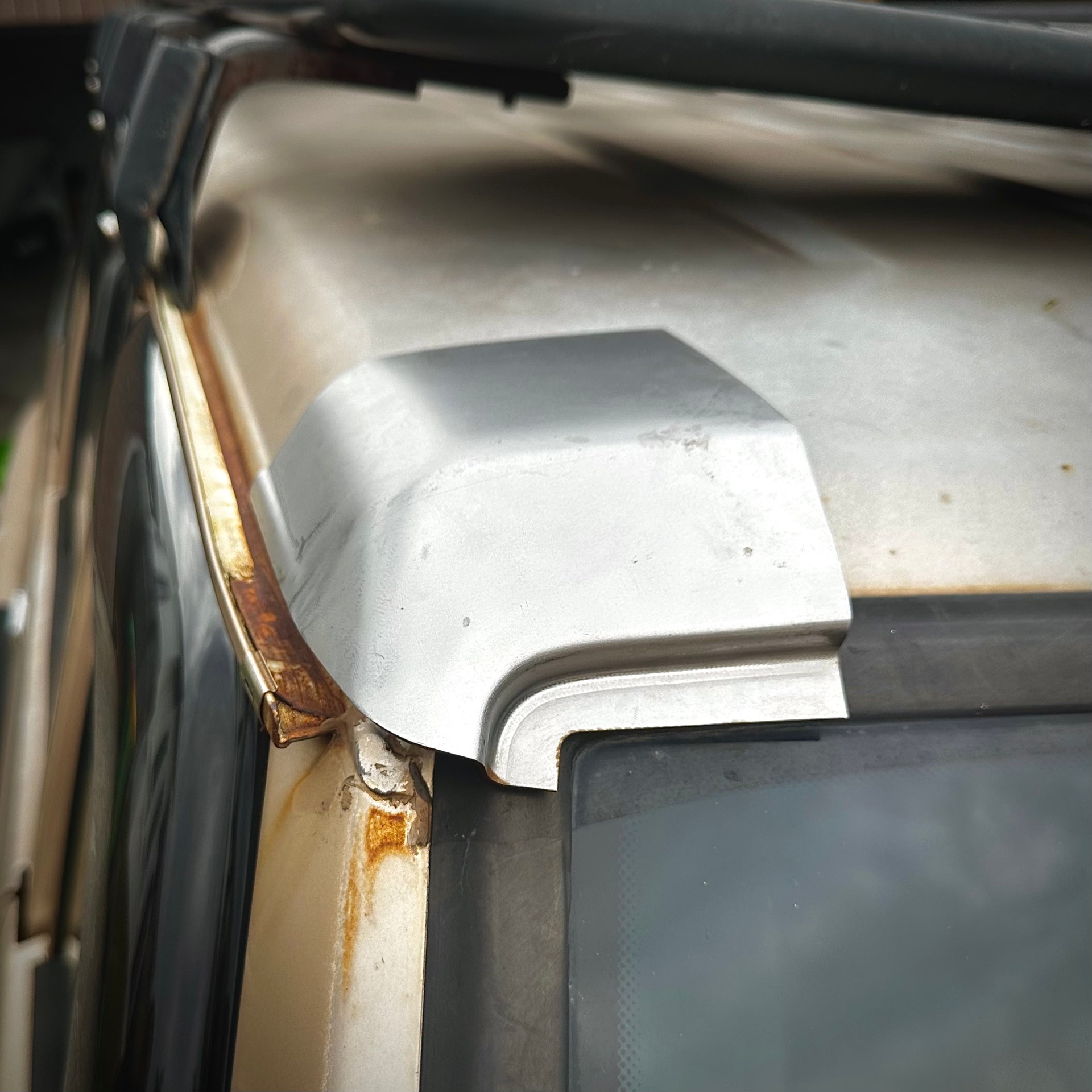 Legacy Rigs Front Drivers Side Roof Corner Rust Repair Panel – / Ford Maverick LWB - Nissan Patrol Y60 GQ