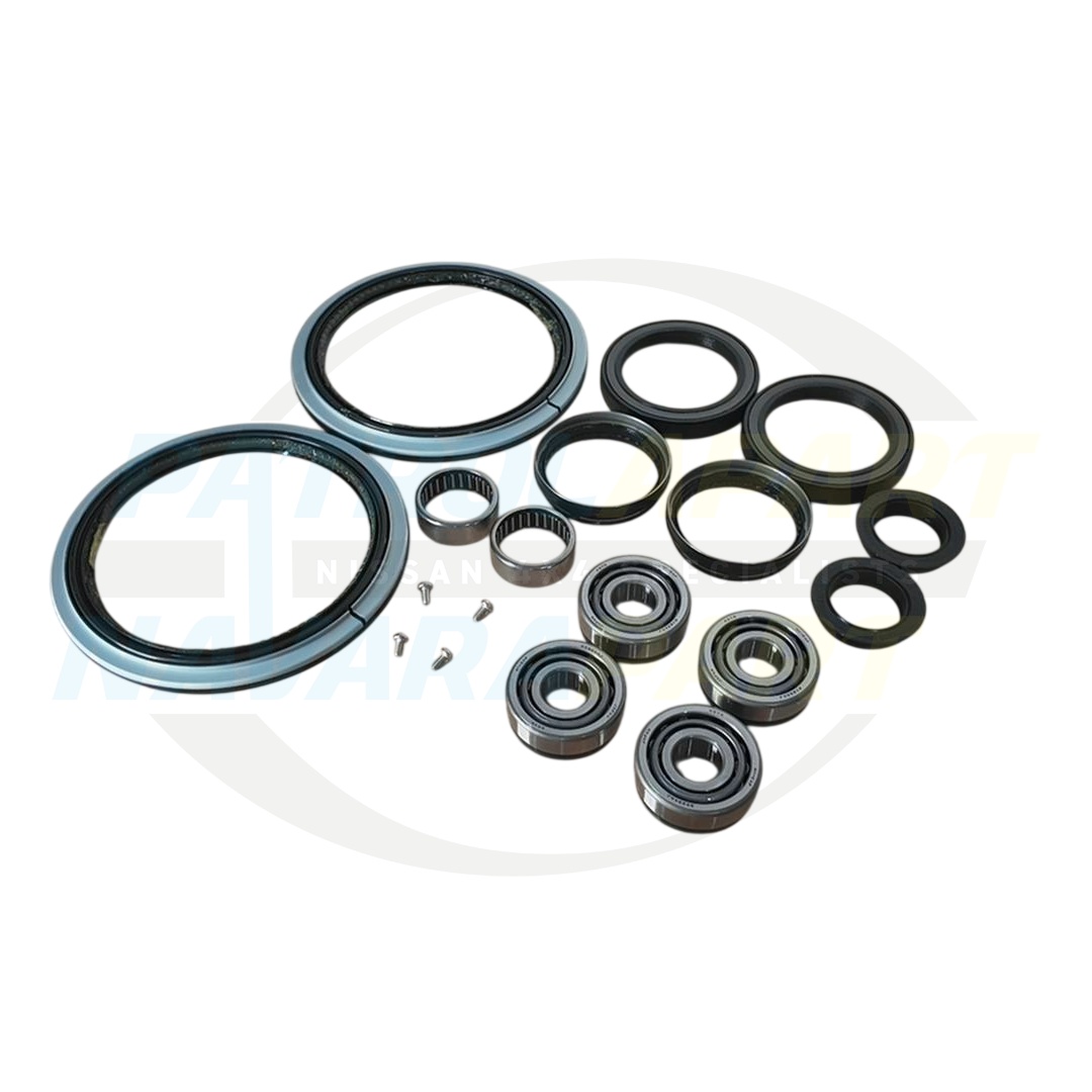 Patrolapart Front Axle Swivel Hub Rebuild Kit with Trailgear Axle Seals - Nissan Patrol Y61 GU