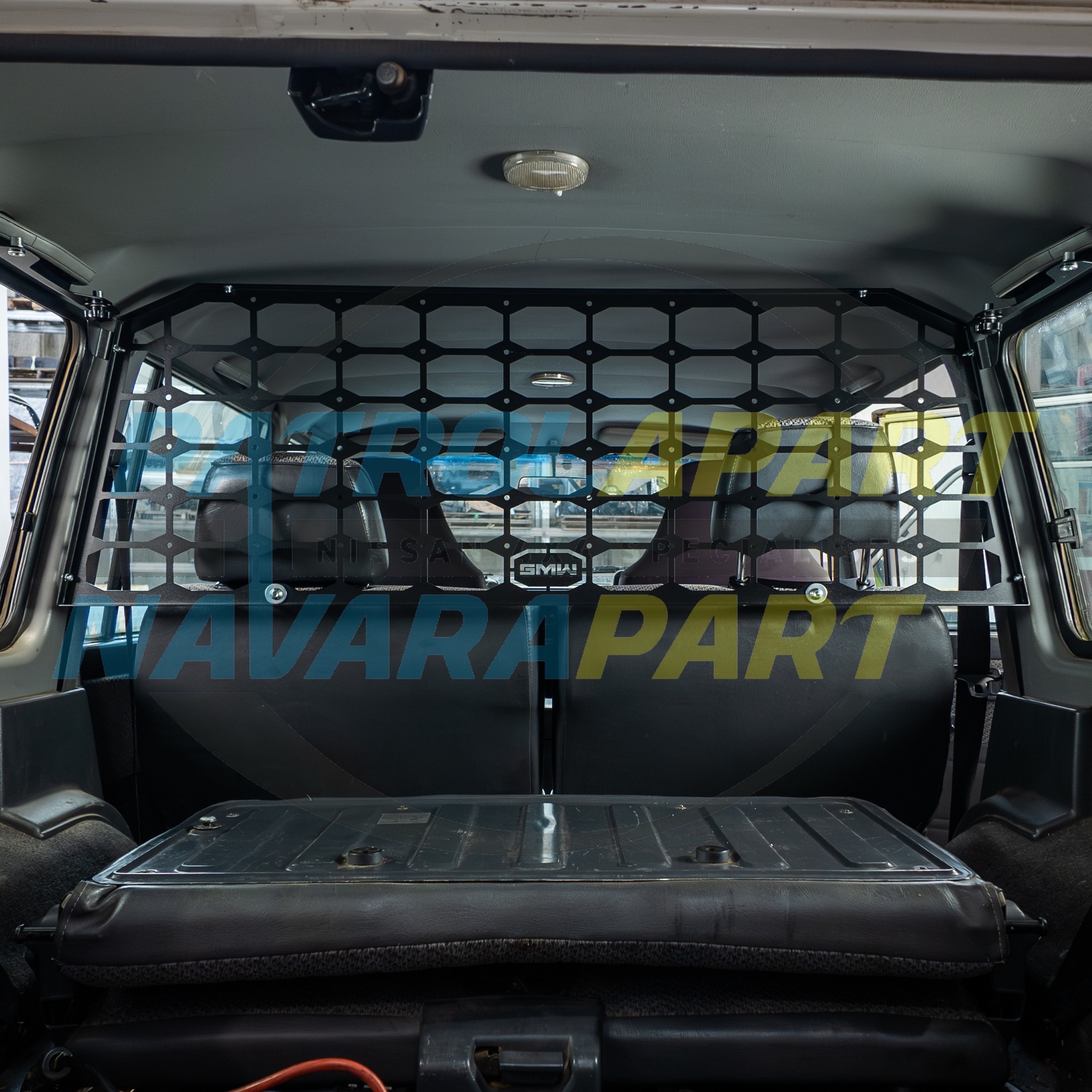 SMW Pet Cargo Barrier - Nissan Patrol Y60 GQ