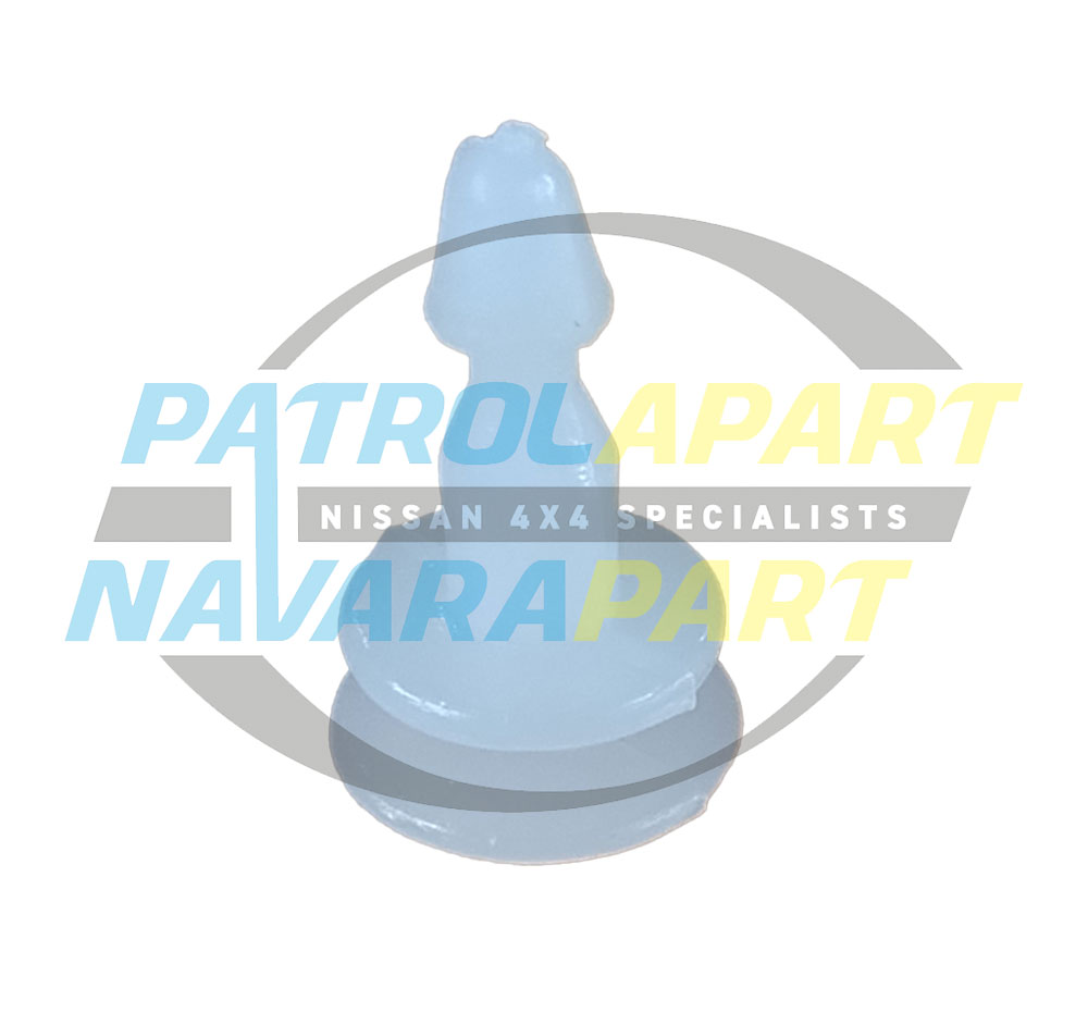 Flare Stud White Male - Nissan Patrol Y61 GU