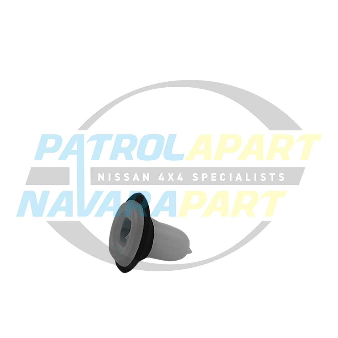 Genuine Nissan Flare Grommet & Plug, Oval - Nissan Patrol Y61 GU